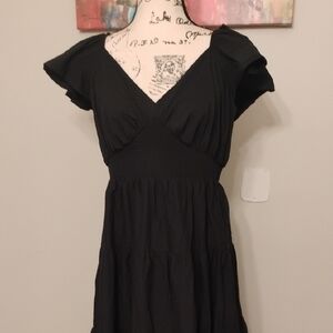 Black Women's V-Neck Tiered Dress